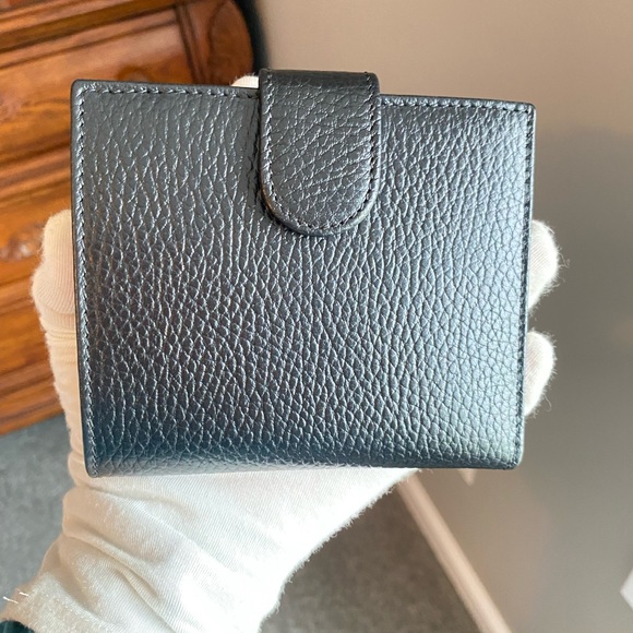 🤩 💕❤️Authentic Gucci wallet 615525 brand new ‼️ - Picture 7 of 16